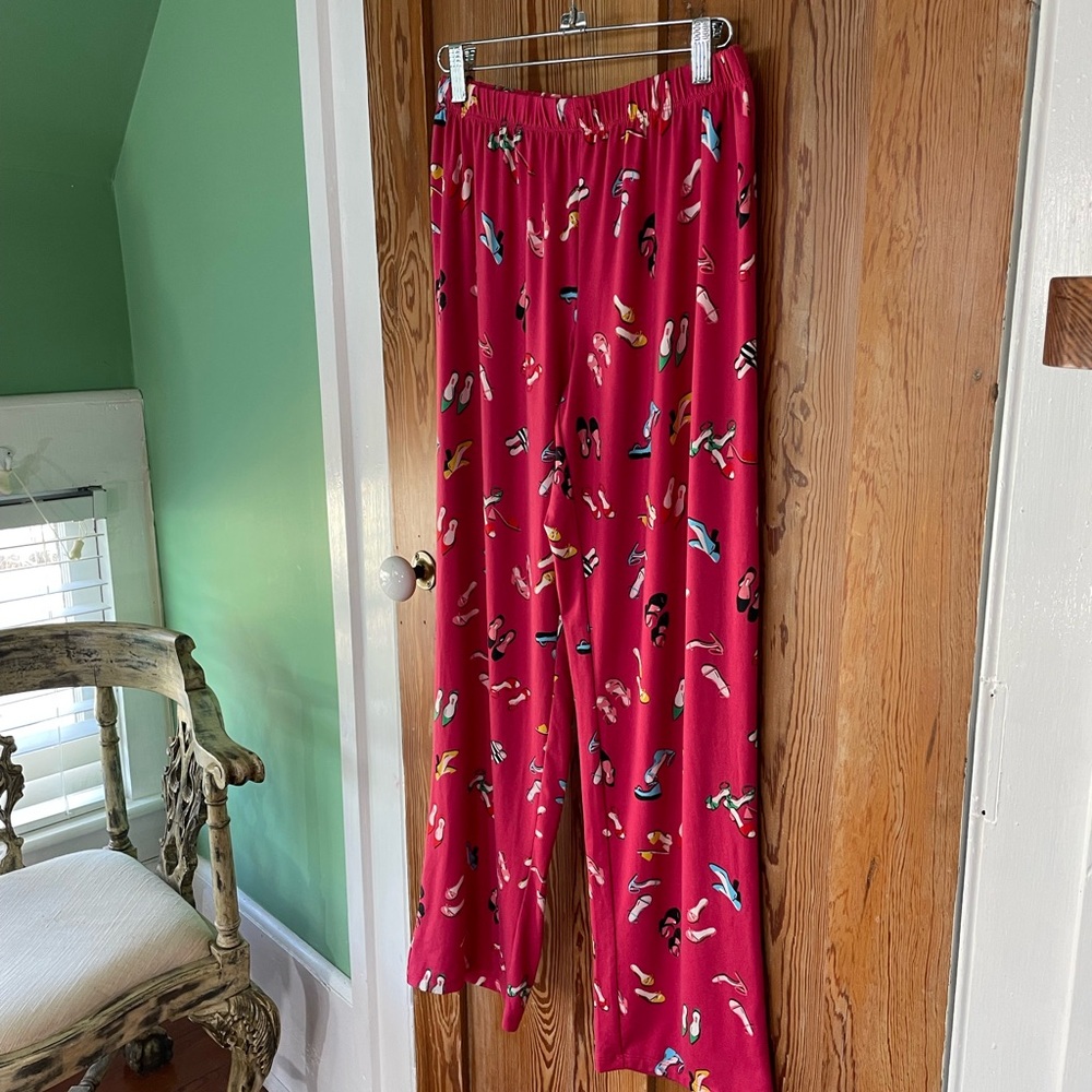 kate spade Pink Pajama Set with Multicolor Shoe Print - Picture 5 of 16